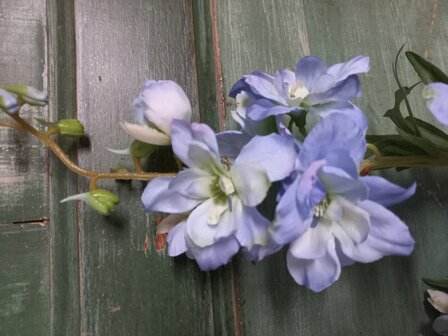 Delphinium lichtblauw zijden bloemen